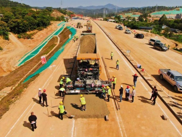 黔江高速公路